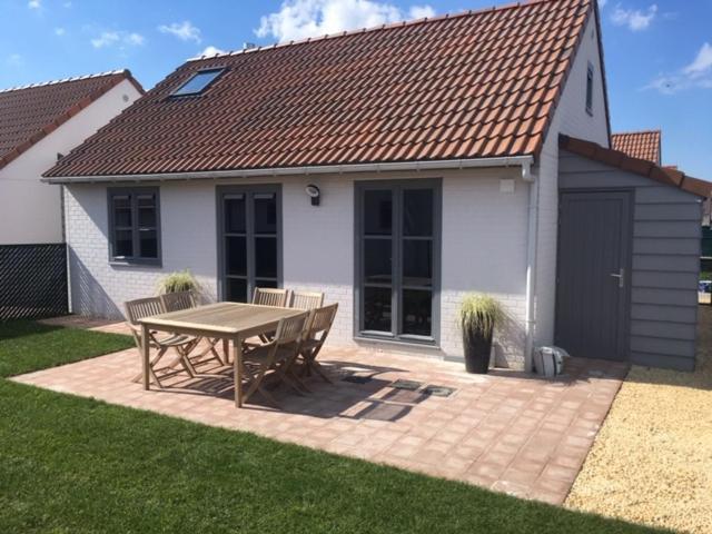 Vissershuisjes Wenduine-De Haan Exterior photo